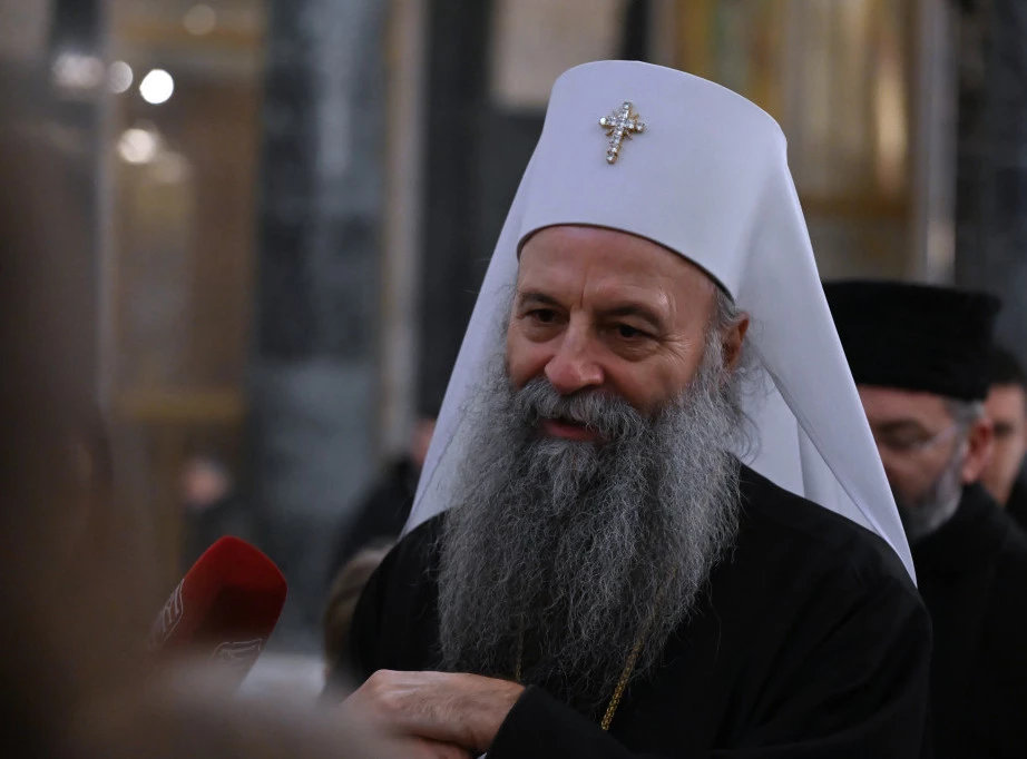 Патријарх Порфирије позвао вернике да сутра свечано испрате Појас Пресвете Богородице